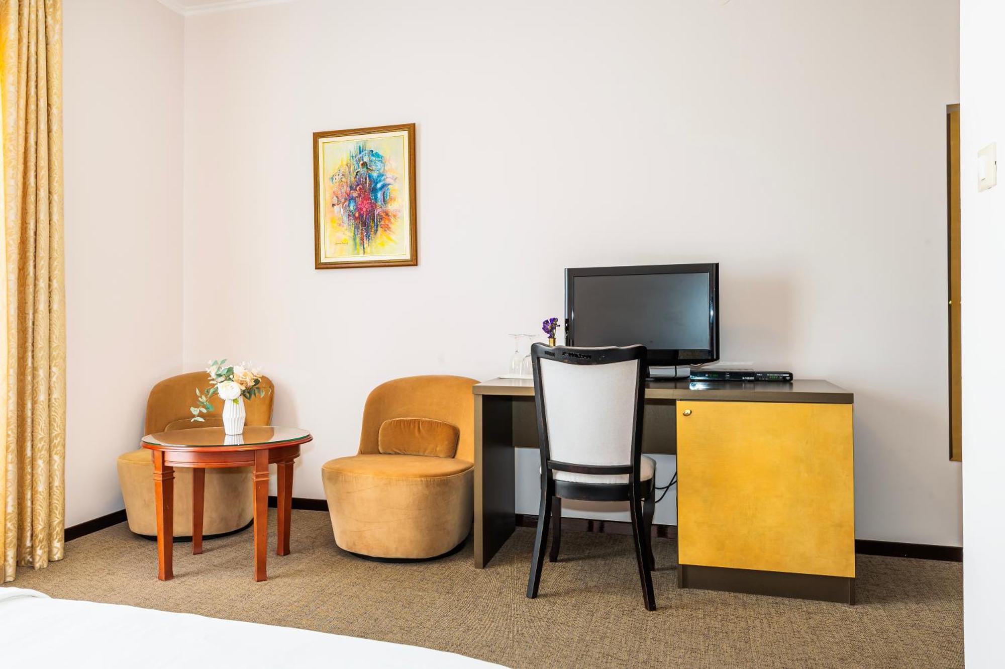 Guest Accommodation Atrium Gulin Lozovac Exterior photo