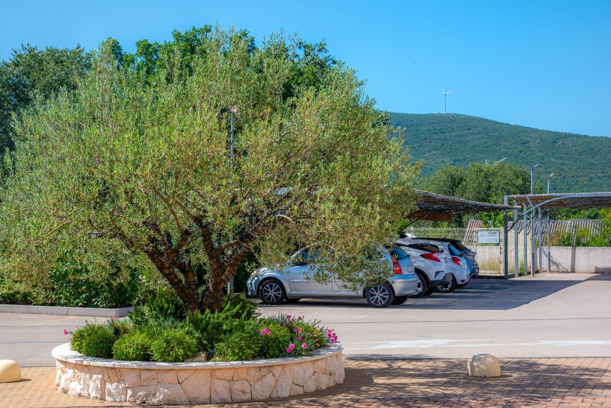Guest Accommodation Atrium Gulin Lozovac Exterior photo